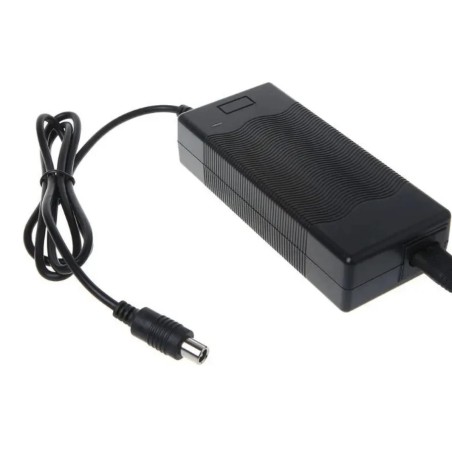 Original intern batterilader for Navee S65C, Egret Ey! 3, Yadea Artist eller lignende elektrisk sparkesykkel  - 1 Passer Navee S