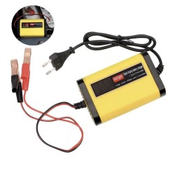 12V 2A nabíjačka pre olovené akumulátory 7Ah 12Ah 14Ah 20Ah  - 1 Hlavné vlastnosti

Digitálny LCD displej zobrazujúci napätie (V