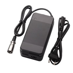 Ładowarka 54,6v 4A do roweru elektrycznego lub hulajnogi elektrycznej - moc 219W  - 3 Ładowarka 54,6v 4A do roweru elektrycznego
