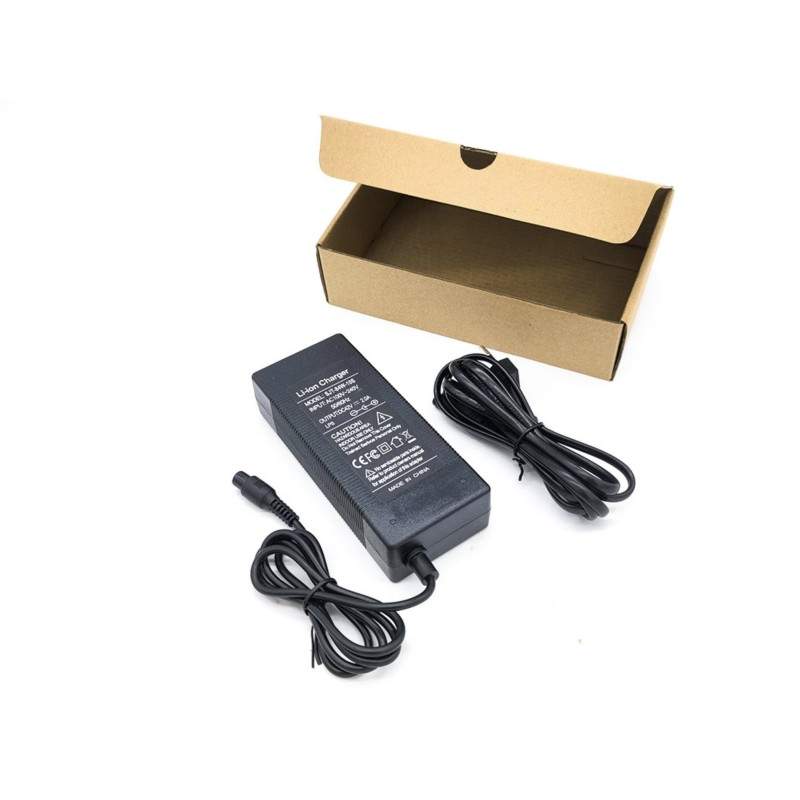 Zaryadnyy prystriy dlya skutera abo elektrovelosypeda 42V 2A - 36v - roz'yem GX12  - 1 Zaryadnyy prystriy dlya skutera abo elekt