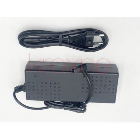 Încărcător pentru trotineta electrică Xiaomi Electric Scooter 4 Pro (a doua generație).  - 1 Încărcător pentru trotineta electri