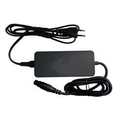 Specifieke oplader voor Xiaomi Electric Scooter 4 Pro MAX-scooter Xiaomi - 1 Specifieke oplader voor Xiaomi Electric Scooter 4 P